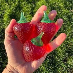 Lot Of 3 Red Strawberry Art Glass Fruit Textured Paperweight Figurine Decor 3”.